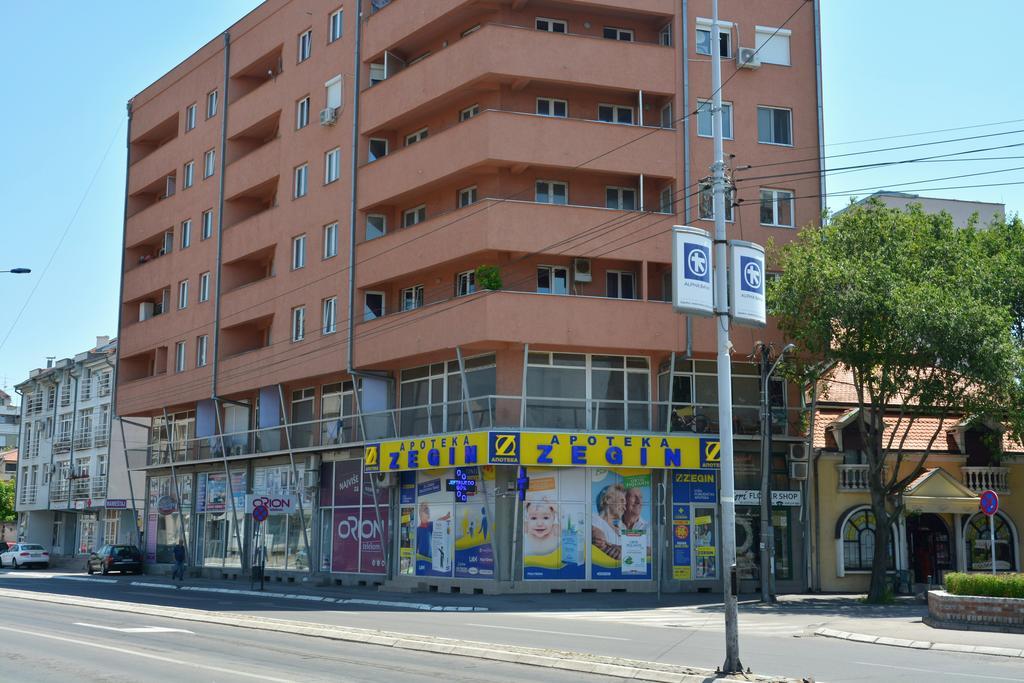 Trident Apartments Ni Dış mekan fotoğraf